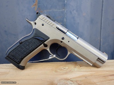 EAA Tanfoglio Witness - 40 S&W - Image 2 of 3