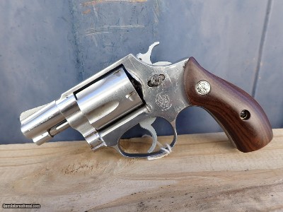 Smith & Wesson 60 No Dash - 38 Special