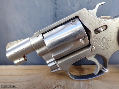 Smith & Wesson 60 No Dash - 38 Special - Image 3 of 9