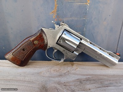 Amadeo Rossi 851 - 38 Special