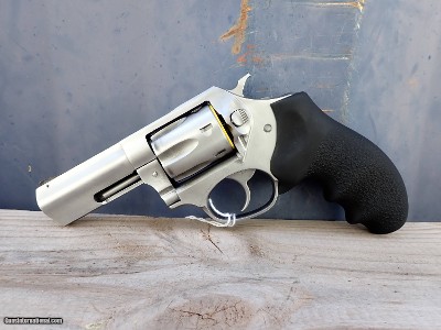 Ruger SP101 - 327 Fed Mag