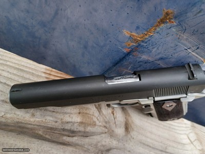 Safari Arms / Springfield Armory 1911 - 9mm - Image 9 of 14
