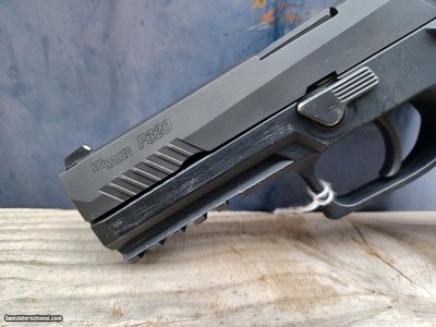 Sig Sauer P320 - 9mm - Image 4 of 16