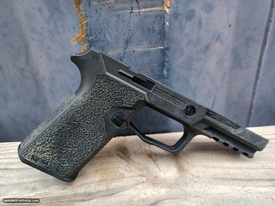 Sig Sauer P320 - 9mm - Image 14 of 16