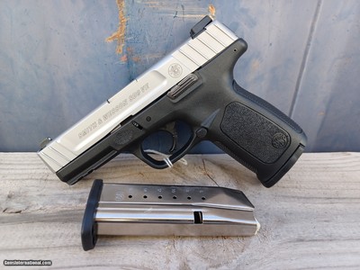 Smith & Wesson SD9 VE - 9mm