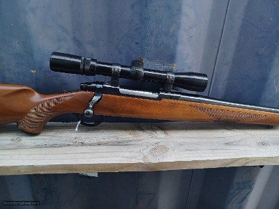 Ruger 77 - 270 Win - Pre Warning, Tang Safety, Red Pad - Image 3 of 9