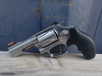 Smith & Wesson Model 60-15 - 357 Magnum - Image 4 of 7