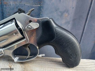 Smith & Wesson Model 60-15 - 357 Magnum - Image 5 of 7