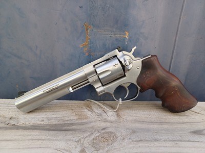 Ruger GP100 - 357 Magnum - Image 11 of 12