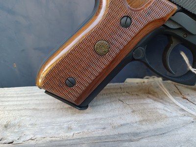 Taurus PT 92 AF - 9mm - Image 10 of 12