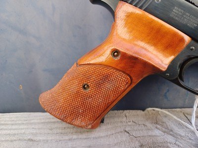 Smith & Wesson Model 41 - 22 LR - Image 11 of 15