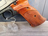 Smith & Wesson Model 41 - 22 LR - 6 of 15