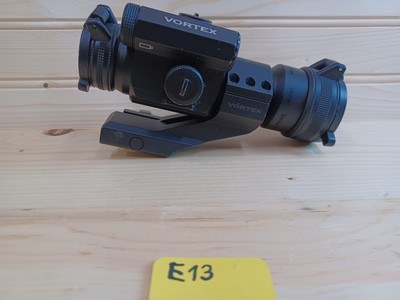 Vortex Strikefire II Red Dot Scope - Image 2 of 4