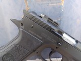 Israel Weapon Industries (IWI) Jericho 941 FS - 45 ACP W/Meprolight MicroRDS QR, (4) Mags, etc - 8 of 24
