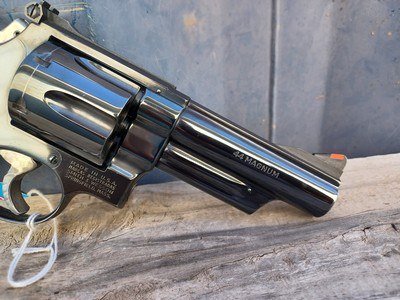 Smith & Wesson 29-2 - 44 Remington Magnum - Image 8 of 19