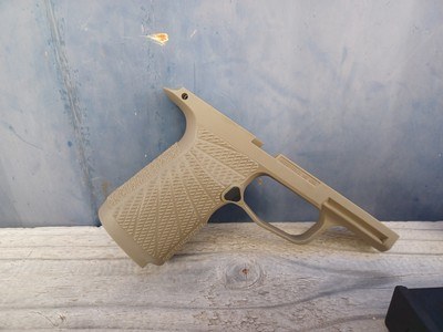 Sig Sauer P365 XL with Flux Raider Chassis, mags, extra frames - Image 14 of 25