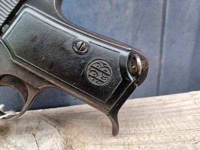 Beretta 1934 - 380 ACP - Made in 1939 - WWII Italian Army Pistol with Holster - Image 2 of 15