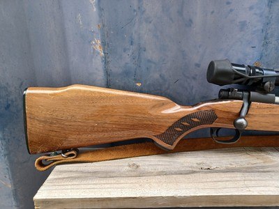 Winchester Model 70 - Image 2 of 16