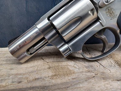 Smith & Wesson 60-14 - 357 Magnum - Image 4 of 16