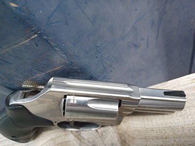 Smith & Wesson 60-14 - 357 Magnum - Image 9 of 16