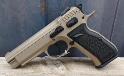 EAA Tanfoglio Witness - 40 S&W - With (3) Brand New Mec-Gar 14 rd magazines - Image 1 of 15