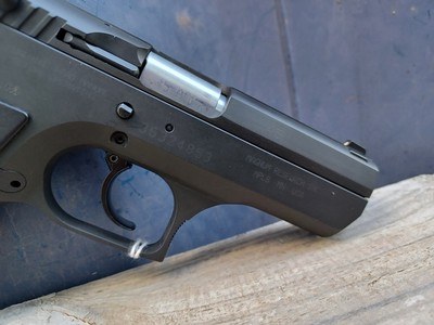 IWI Magnum Research Desert Eagle Pistol (Baby Eagle) - 45 ACP - Image 12 of 16