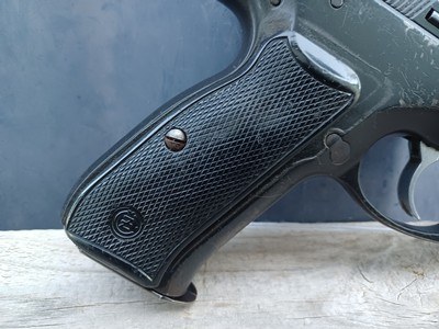 CZ 75 B - 9mm - Image 6 of 12