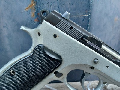 CZ 75 B - 9mm - Image 7 of 12