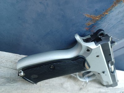 CZ 75 B - 9mm - Image 10 of 12