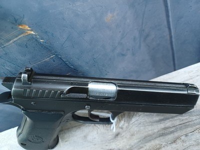IMI Jericho 941F Frame mounted safety 9mm - Image 9 of 12