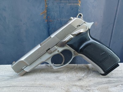 Bersa Thunder 9mm made in Argentina - Image 1 of 12