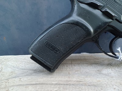 Bersa Thunder 9 pistol 9mm made in Argentina - Image 6 of 12