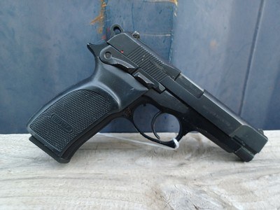 Bersa Thunder 9 Pistol made in Argentina 9X19 Parabelllum - Image 5 of 12