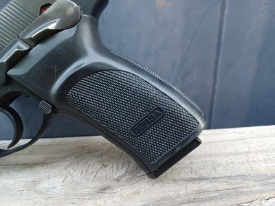 Bersa Thunder 9 Made in Argentina 9x19 Parabellum - Image 2 of 11