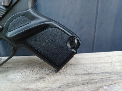 PM Makarov 9x18mm made in Bulgaria Arsenal - Image 2 of 12