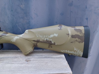 Weatherby Vanguard Outfitter - 6.5 Creedmoor - Sprial Fluted Threaded Barrel - Made in Japan by Howa - Image 7 of 11