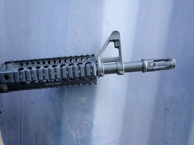 Aero Precision JOD-M4 - 5.56 Nato - Daniel Defense Rear Sight, Larou Tatcical Forend - Image 4 of 9