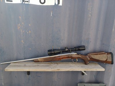 Browning X-Bolt White Gold Medallion : 22-250 Rem Stainless - Image 3 of 18