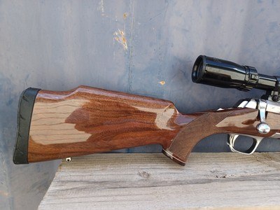 Browning X-Bolt White Gold Medallion : 22-250 Rem Stainless - Image 7 of 18