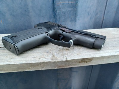 Astra A-100 - 9mm - Image 11 of 14