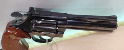Colt Diamondback 38 Special - 4