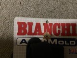 Bianci AccuMold fist larg 5" Auto/ Ruger P89,P90,P91 left hand - 2 of 3