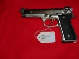 Beretta 92 FS INOX
STAINLESS GOLDEN
L136942 - 2 of 2