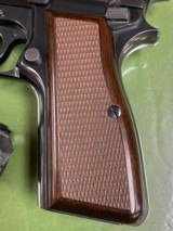 FN /Belgium Browning Hi-Power in 9mm 1988 Production in Like new condition - 9 of 13