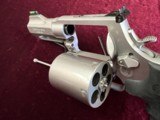 Smith & Wesson Model 500 Performance Center with Bag and Papers - 8 of 15