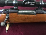 Weatherby Mark V Custom Shop in 300 WBY - 6 of 21