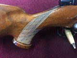 Weatherby Mark V Custom Shop in 300 WBY - 5 of 21