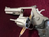 Smith & Wesson 25-2 Revolver - 7 of 9