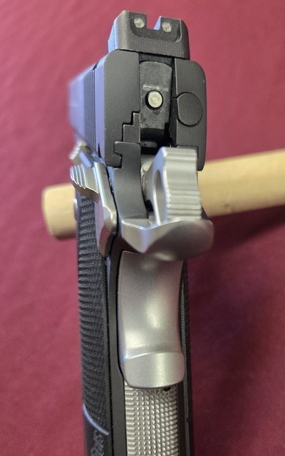SIG SAUER 1911 CARRY - $1,299 - Image 9 of 12