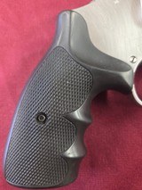 SMITH & WESSON 619 - .357MAG - 7-SHOT - Image 9 of 9